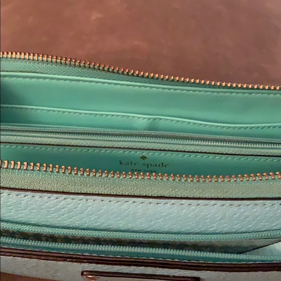 Kate spade wallet turquoise color (Tiffany blue) - Picture 8 of 8